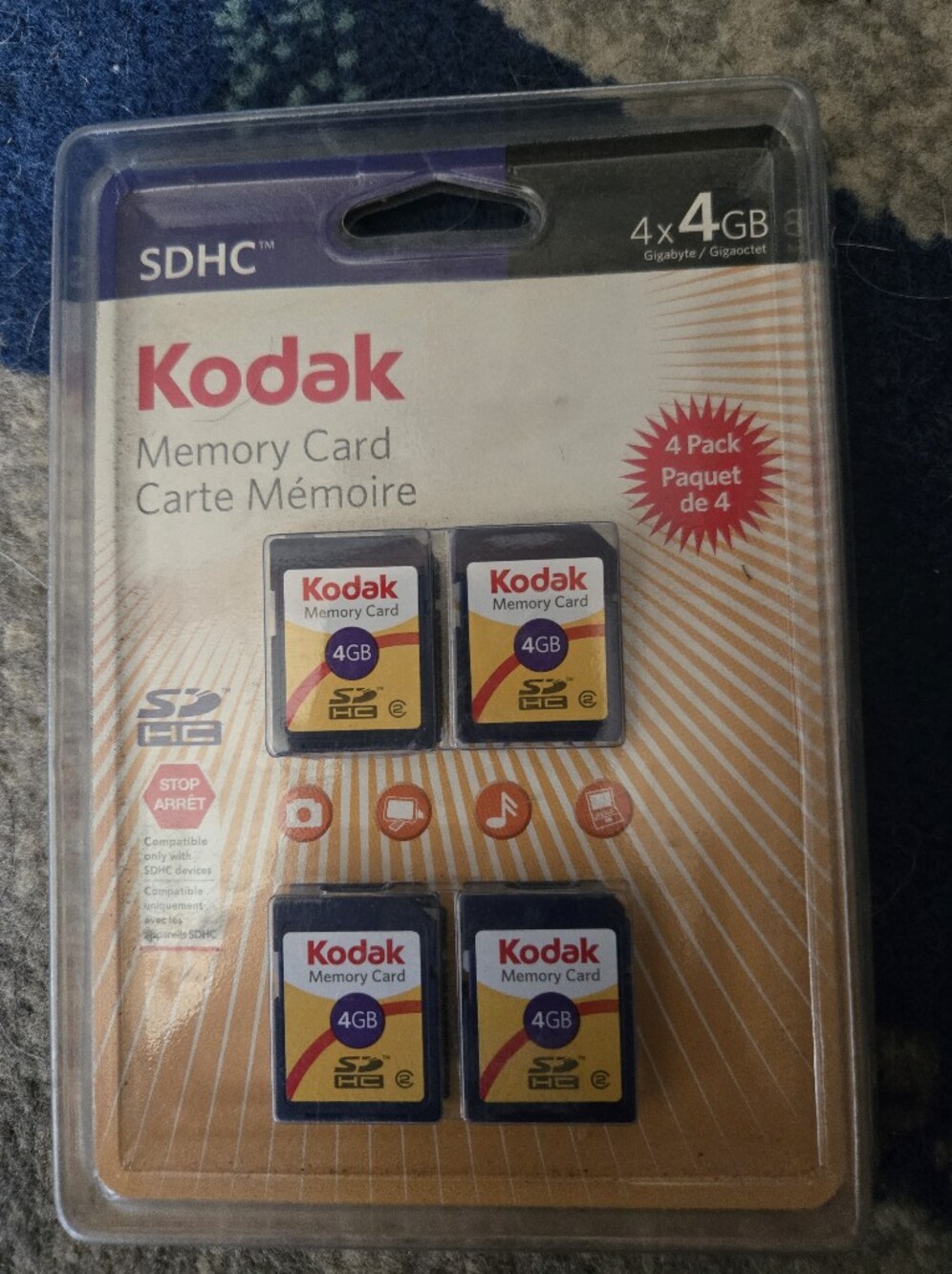 Kodak 4GB SDHC Memory Cards Yellow and Black - 4 Pack